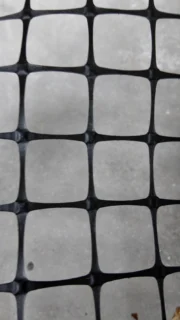 In-Stock Biaxial Geogrid - Wholesale Road & Embankment Grids2